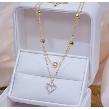 Souprava šperků B-TOP Dámský náhrdelník se srdíčky - zlatá