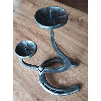 Svícen Kovaný svícen podkova