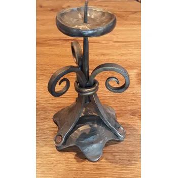 Svícen Kovaný svícen květ