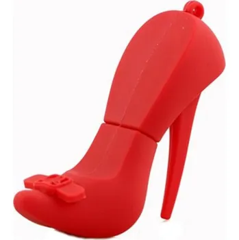 USB flash disk USB flash disk 3.0 8 GB ČERVENÉ BOTY NA PODPATKU