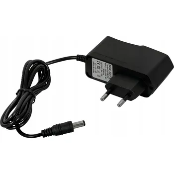 Bezpečnostní kamera Univerzální napájecí adaptér 5V/2A, konektor 2.1/5.5 mm, do zásuvky