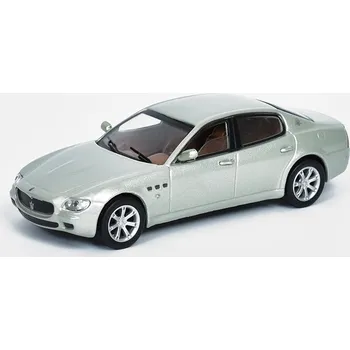 autíčko Maserati Quattroporte 1:43 - Superauta DeAgostini časopis s modelem #64 Maserati Quattroporte - kovový model auta z časopisu Superkary - Superauta