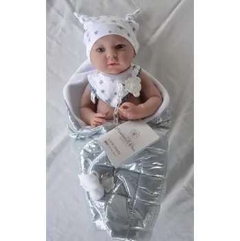 Panenka Miminko - chlapeček Nana v modré zavinovačce od španělské firmy Marina & Pau (Mini Baby Nana - 38 cm)