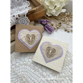 Pod Rukama Blahopřání se srdcem Barevnost: hnědá s lila