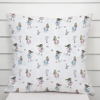 Povlak na polštářek Dětský bavlněný povlak na polštář Sandra SA-261 Krasobruslařky na krémovém 50 x 50 cm