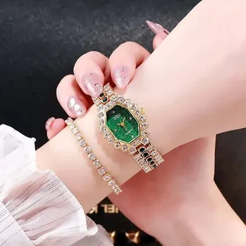 Chytré hodinky New Ladies Watch Bracelet Square Watch Full Diamond Ladies Watch Fashion Casual Starry Sky Watch - Gold Green