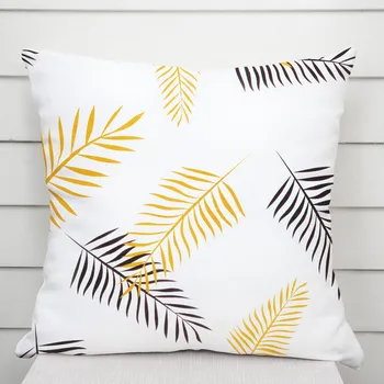 Povlak na dekorativní polštářek Bavlněný povlak na polštář Sandra SA-219 Zlaté a černé palmové listy na bílém 40 x 40 cm