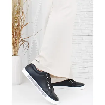 Dámské tenisky Prety Černé tenisky 11300-1B.WH Velikost: 39