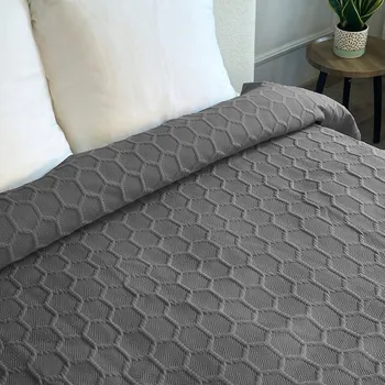 Přehoz na lůžko Přehoz na postel Euromat polyester 220 cm x 240 cm šedý