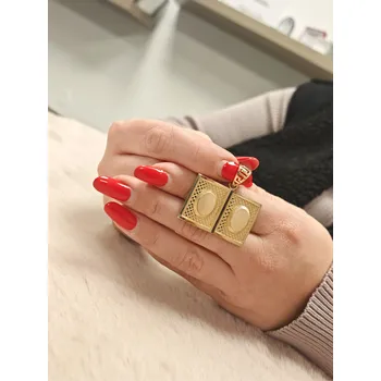 Přívěsek Zlatý přívěsek dvojí destička Váha: 8,77 g, Ryzost: 14kt (585/1000)