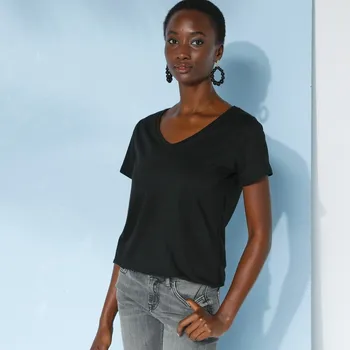 Dámské tričko Tričko s výstřihem do V černá 56