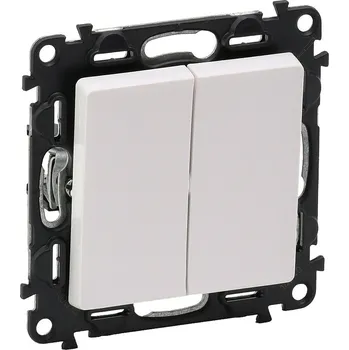 vypínač 752118 VALENA LIFE BÍLÁ TLAČÍTKO DVOJ. NO-NC