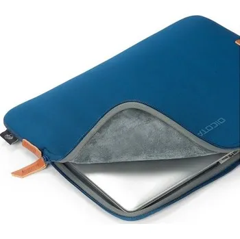 batoh na notebook Dicota Sleeve Skin URBAN 13 navy