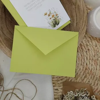 Obálka Obálka C6 114 x 162 mm, 1 kus, pistáciově zelená, gramáž 110 g