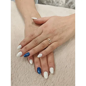 Prsten Zlatý dámský prsten písmenko N Velikost prstenu: 55, Váha: 1,23 g, Ryzost: 14kt (585/1000)