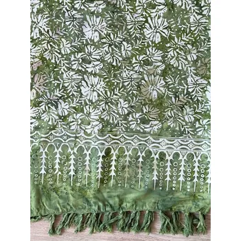 Šátek Sarong zelený s květy