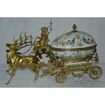 Zámecká porcelánová dóza zdobená bronzem se sobem