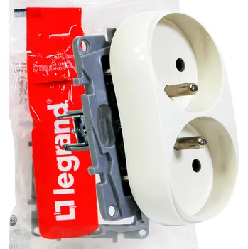 Elektrická zásuvka NILOE Legrand Dvojitá zásuvka bez rámečku 2P+UZ 764542