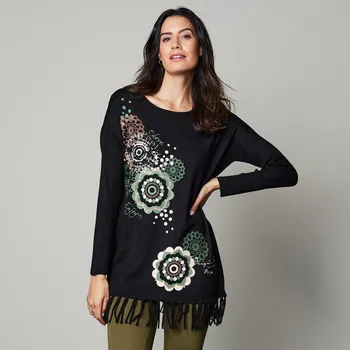 Dámský svetr Pulovr s třásněmi a potiskem černá/khaki 38/40