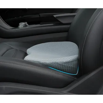 LIVTRIBE AUTO TRIP - sedák a bederní opěrka do auta z paměťové pěny Barva: šedá kombinuje sedák s bederní opěrkou