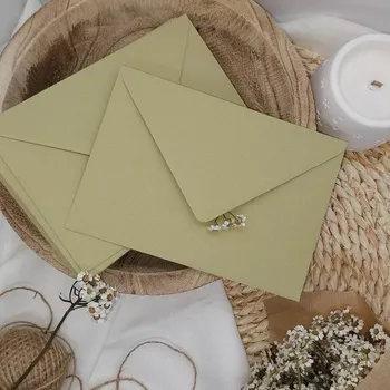 Obálka Barevná obálka B6 125 x 176 mm, 1 kus, s klopou, barva olivově zelená, gramáž 120 g