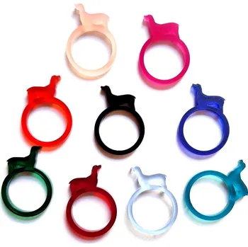 Prsten PRSTEN perspex DOG Barva: Bílá, Velikost: vel. 53 (průměr 17,1 mm) mix barev