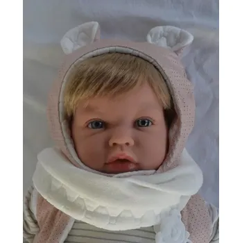 Panenka Realistické miminko - holčička Andulka v růžové čepici a vestě od španělské firmy Marina & Pau (Ane Rosetta - 45 cm - baleno v sáčku)