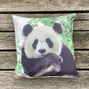 Dekorativní polštářek BYTEMA Dekorační povlak PANDA 40 x 40 cm