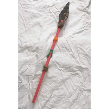 Dřevěná hračka Oštěp / kopí - dřevěné červené dětské