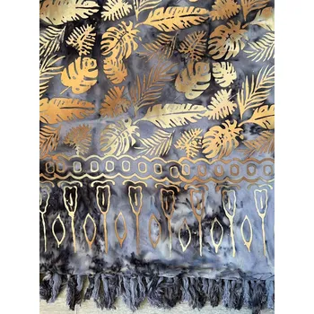 Šátek Sarong šedý s listy