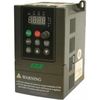 Měnič napětí Jednofázový frekvenční měnič 1,5kW - FA-1f015 F&F