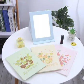 Kosmetické zrcátko Kapesní zrcátko s hřebenem