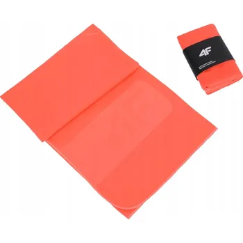 Ručník 4F LEHKÝ RYCHLESCHNOUCÍ RUČNÍK Z MIKROVLÁKNA 65x90cm