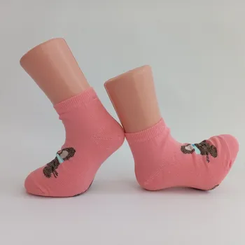 TREPON Dívčí kotníkové ponožky s králíčkem, lososové Velikost: 16-18cm /24-27/