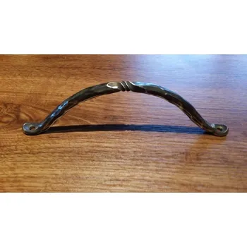 Madlo do koupelny Kované madlo