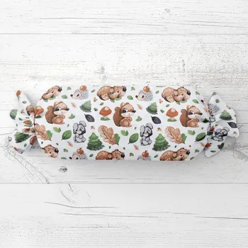 Dekorativní polštářek Dětský polštář válec bonbon Sandra SA-282 Veverky a lesní kamarádi 15x60 cm