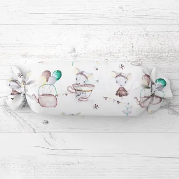 Dekorativní polštářek Dětský polštář válec bonbon Sandra SA-372 Myšky a konvičky na bílém 15x60 cm
