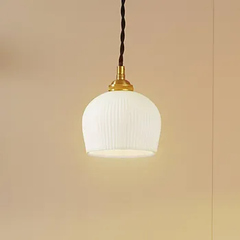 Závěsné svítidlo Lindby Nolane, Ø 11 cm, keramika, bílá/mosaz - Stříška - Ø 10 cm, výška 2,5 cm 1 x 10 W LED - Doprava zdarma