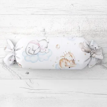 Dekorativní polštářek Dětský polštář válec bonbon Sandra SA-368 Spící zvířátka na obloze 15x40 cm