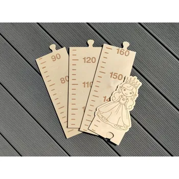 Dekorace do dětského pokoje Dětský dřevěný nástěnný metr Princezna D-decor