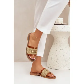 Dámské pantofle Kožené pantofle s ozdobným detailem a pletením Zazoo 40426 Barva: Béžová, Velikost: 37