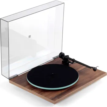 Gramofon Rega Planar 2 + ND3 Ořech (Rega Planar 2 je gramofon vyvíjený společně s vyšším modelem Planar 3)