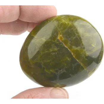Přírodní kámen Hladký kámen opál zelený 94g (Madagaskar)