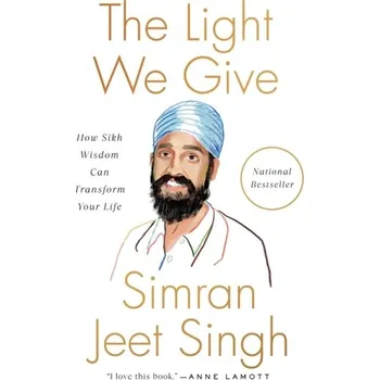 Populárně naučná literatura pro dospělé The Light We Give - Simran Singh [EN] (2024, Brožovaná / brožovaná, Penguin Putnam Inc)