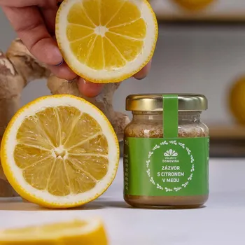 Včelařství Domovina Zázvor s citronem v medu Hmotnost: 75 g