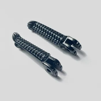 Přední stupačky na moto Yamaha YZF-R1, YZF-R6 - černé - Levá