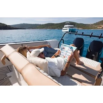 Zahradní lavice Druhá lavice na záď + stolek s odnímatelnýni podstavci + lehátko