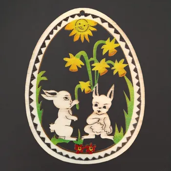 Velikonoční dekorace AMADEA Dřevěná dekorace vajíčko zajíčci a květina, velikost 9 cm, český výrobek