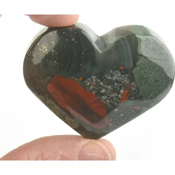 Přírodní kámen Dragon bloodstone srdce jaspis 67g (dračí krev)