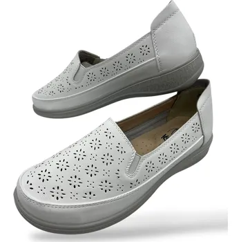 Dámské mokasíny Koka Dámské bílé zdravotní mokasíny Barva: Bílá, Velikost: 41